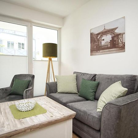 Terrasse, Gratis Nutzung Vom Ahoi Erlebnisbad Und Sauna In Sellin - Villa Karola Fewo 02 Goehren  Kültér fotó