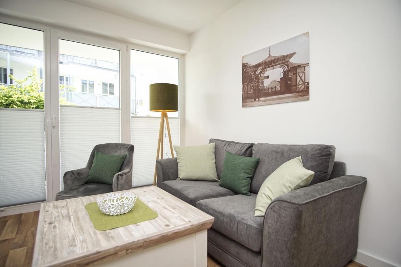 Terrasse, Gratis Nutzung Vom Ahoi Erlebnisbad Und Sauna In Sellin - Villa Karola Fewo 02 Goehren  Kültér fotó