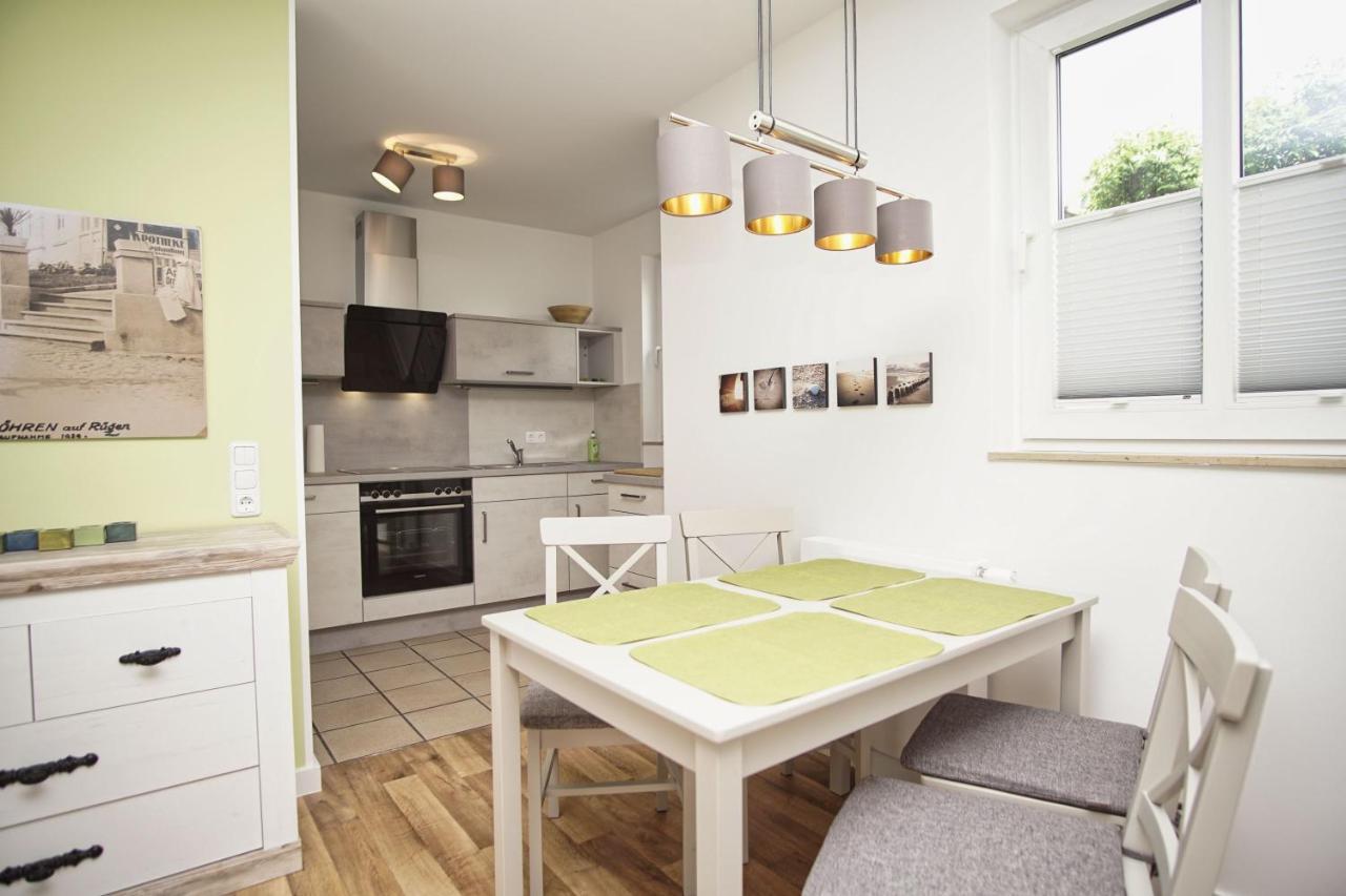 Terrasse, Gratis Nutzung Vom Ahoi Erlebnisbad Und Sauna In Sellin - Villa Karola Fewo 02 Goehren  Kültér fotó
