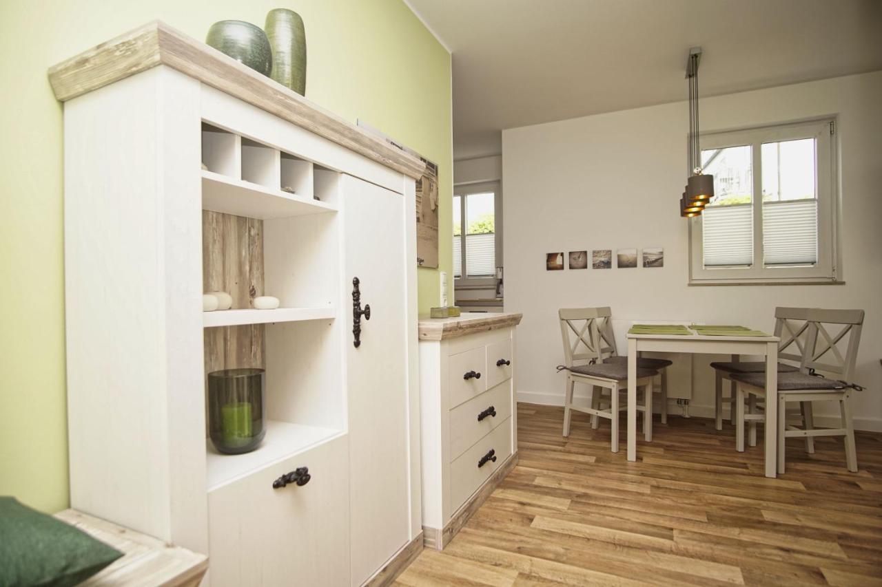 Terrasse, Gratis Nutzung Vom Ahoi Erlebnisbad Und Sauna In Sellin - Villa Karola Fewo 02 Goehren  Kültér fotó