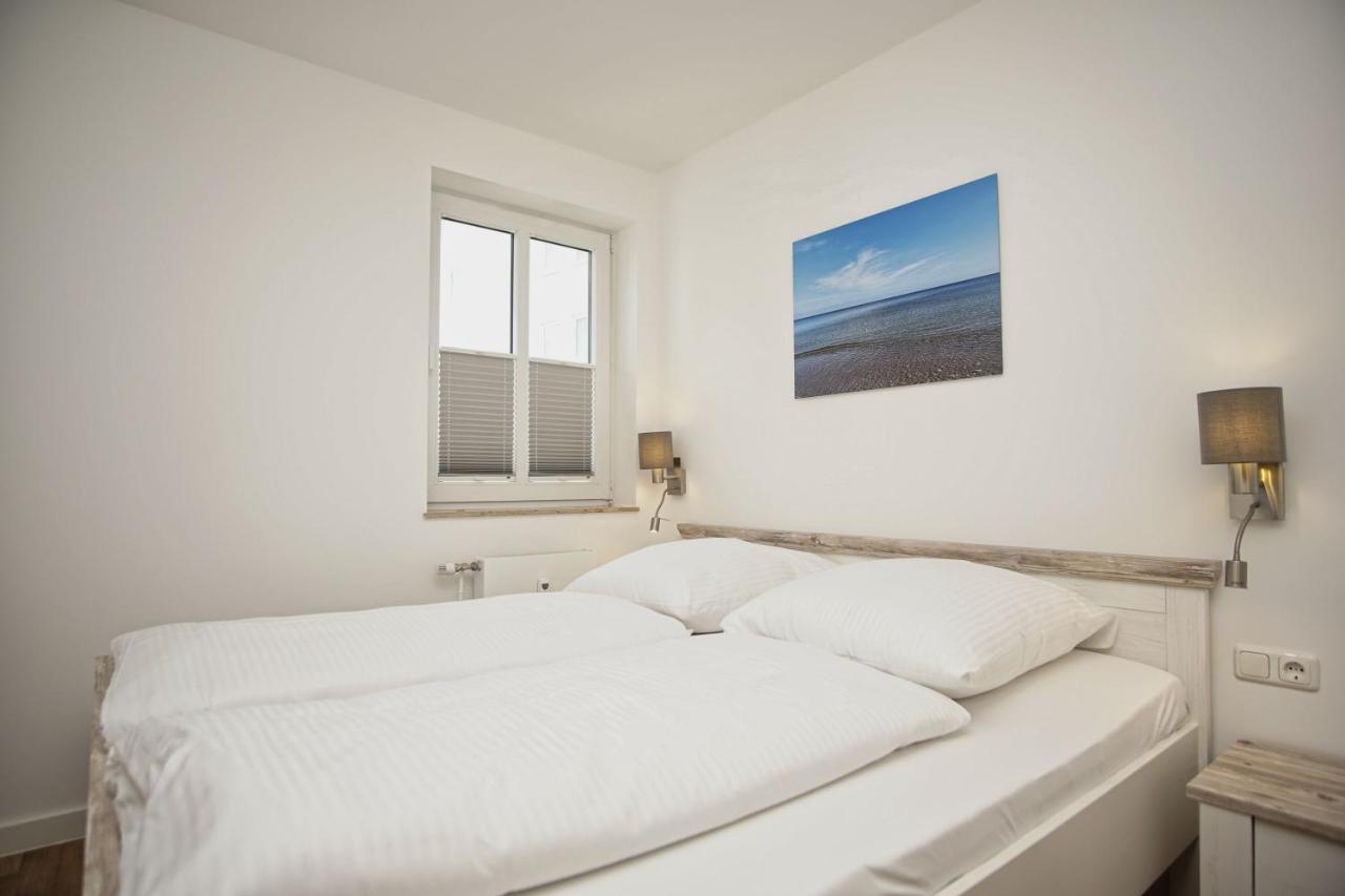 Terrasse, Gratis Nutzung Vom Ahoi Erlebnisbad Und Sauna In Sellin - Villa Karola Fewo 02 Goehren  Kültér fotó